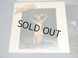 画像1: LINDA LEWIS - WOMAN OVERBOARD :With CUSTOM INNER SLEEVE and LYRICS (Ex++/MINT-WOBC) / 1977 UK ENGLAND ORIGINAL Used LP 