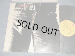 画像1: The ROLLING STONES - STICKY FINGERS (Matrix #A)ST-RS-712189 D PR Rolling Stones Records B)ST-RS-712190 D PR Rolling Stones Records) "PR / PRESSWELL Press in NJ"  (Ex+/Ex++ SWOFC) / 1971 US AMERICA ORIGINAL "RECORDS CLUB of AMERICA Released Version" "ZIPPER COVER" "UNDER LICENCEISSUED by ATLANTIC"Credit at bottom on Label"  Used LP 