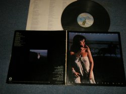 画像1: LINDA RONSTADT - HASTEN DOWN THE WIND (With CUSTOM INNER)  (Ex+++/Ex+++) / 1976 US AMERICA ORIGINAL Used LP