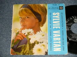 画像1: SYLVIE VARTAN シルヴィ・バルタン - Le Loco-Motion (Ex/Ex)  / 1963 FRANCE FRENCH ORIGINAL Used 7" EP with PICTURESLEEVE 