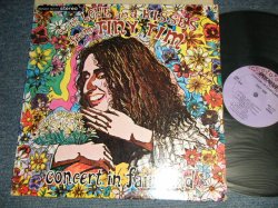 画像1: TINY TIM - With Love And Kisses From Tiny Tim / Concert In Fairyland  (MINT-/Ex+++ Looks:MINT-) / 1968 US AMERICA ORIGINAL Used LP 