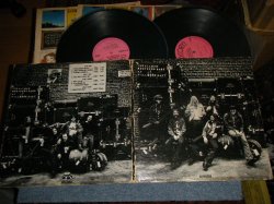 画像1: THE ALLMAN BROTHERS BAND - AT FILLMORE EAST (Matrix #A)ST-CAP-712223-DDD-1  AT/GP   B)ST-CAP-712225-DDD-1-111  AT/GP   C)ST-CAP-712226-EEE-1-11  AT/GP PR D)ST-CAP-712224-DDD-1- AT/GP PR) "RI/PHILIPS RECORDING CO. PRESS in RICHMOND in MIDLAND"    (Ex++/Ex+++) / 1971 US AMERICA ORIGINAL 1st PRESS "PINK Label" "RI" at BOTTOM Label Used  2-LP's 