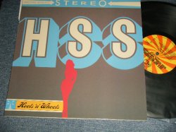 画像1: HIGH SCHOOL WEETHEARTS (ALTERNATIVE GARAGE in NEW JERSEY) - HEELS 'N' WHEELES (MINT-/MINT) / 2005 US AMERICA ORIGINAL Used LP