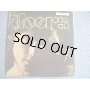 画像: THE DOORS - THE DOORS ( DEBUT ALBUM: Ex+/VG+++)   MONO STICKER ON FRONT )  /  1967 US ORIGINAL MONO Used LP 