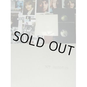 画像:  BEATLES  - THE BEATLES ( WHITE ALBUM : Ex+++/Ex+++,MINT- : No.0000846 !!!!!  ) / 1968 UK ORIGINAL TOP OPEN & 1st Press NO Credit 'An E.M.I. Recording'   Label Used MONO  2 LP ALL Insetrs ( 4 x PIN-UP PICTURES & 1 x POSTER )   