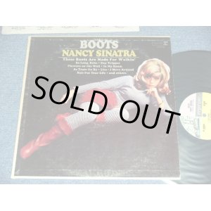 画像: NANCY SINATRA - BOOTS (Ex-/Ex+++) / 1966 US AMERICA ORIGINAL "MULTI COLOR Label" MONO Used LP 