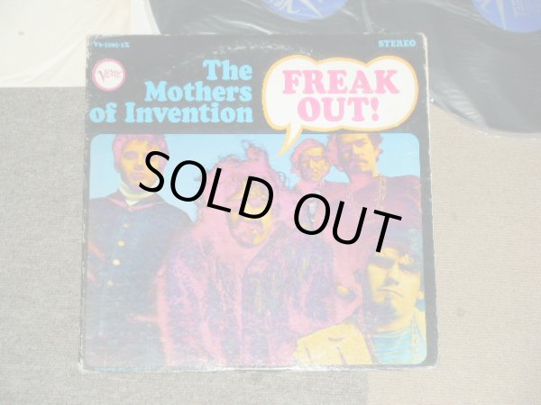 画像1: FRANK ZAPPA / THE MOTHERS OF INVENTION - FREAK OUT! ( No includes the ad for a"Freak Out Hot Spots" map.,2nd Press RE-1 on dead Wax : VG++/VG++ ) / 1966  US ORIGINAL STEREO 2LP 