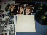 画像: THE BEATLES  - THE BEATLES ( WHITE ALBUM :  FRENCH Relaese GERMAN JACKET + FRENCH LP No.124156) / 1968 GERMAN+FRANCE ORIGINAL SIDE OPEN  Used STEREO 2 LP POSTER & PIN UPs All  Insetrs 