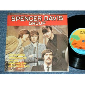 画像: SPENCER DAVIS GROUP - KEEP ON RUNNING ( SOLID CENTER Format : Ex++/Ex+++ )  / 1970's  UK Used  7"EP With PICTURE  SLEEVE 