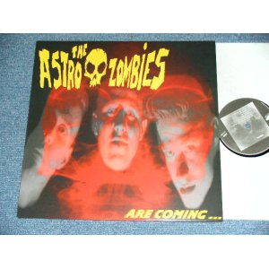 画像: ASTRO ZOMBIES - ARE COMING  / GERMAN GERMANY  ORIGINAL "BRAND NEW " LP 