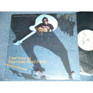 画像: NEIL YOUNG - SAMPLE & HOLD ( Ex+/Ex+++) / 1982 US AMERICA ORIIGNAL "PROMO" Used 12" Single