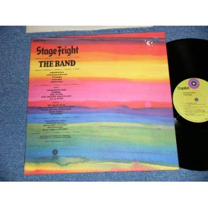 画像: THE BAND - STAGE FRIGHT( Matrix # A)SW-1-425-Z-8 / B) SW-2-425 -Z-7 STERLING RL) ( Ex, Ex+++/MINT-) / 1970 US AMERICA ORIGINAL  "PROMO HOLE" 1st Press "LIME GREEN with Purple Color 'C' on TOP LABEL" Used LP 