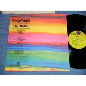 画像: THE BAND - STAGE FRIGHT( Matrix # A)SW-1-425-Z-13 / B) SW-2-425 -Z-13  STERLING RL) ( Ex+/Ex+++) / 1970 US AMERICA ORIGINAL 1st Press "LIME GREEN with Purple Color 'C' on TOP LABEL" Used LP 