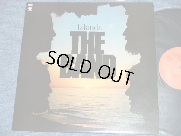 画像1: THE BAND - ISLANDS ( Matrix # A)1/B)1 : MINT-/MINT-) / 1977 UK ENGLAND  ORIGINAL  "RED / ORANGE Label" Used LP 