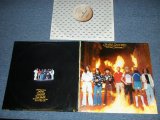 画像: LYNYRD SKYNYRD -  STREET SURVIVORS "FLAME Cover" "With FLYER" ( Ex+++/MINT-)  / 1977  US AMERICA  ORIGINAL 1st Press "FLAME Cover"  Used LP 