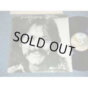 画像: JESSE COLIN YOUNG (YOUNGBLOODS) - LIGHT SHINE  (Ex+/MINT- Looks:Ex+++) / 1974 US AMERICA ORIGINAL 1st Press "BURBANK STREET Label "Used  LP 