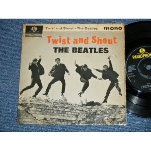 画像: THE BEATLES -　TWIST and SHOUT ( EMI RECORDS LTD. Credt on Label Ring) ( Matrix # 2N/1N)  ( Ex-/Ex  A-1:POOR   SKIP ) / 1963 UK ORIGINAL? MONO Used 7"EP With PICTUER SLEEVE