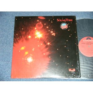 画像: MANFRED MANN'S EARTH BAND - SOLAR FIRE ( MINT-/MINT- ) / 1973 US AMERICA ORIGINAL  Used LP 