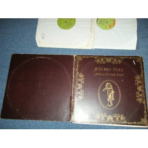 画像: JETHRO TULL - LIVING IN THE PAST ( VG+++/Ex )  /  1972 UK ENGLAND ORIGINAL "With Booklet"  Used 2-LP's 