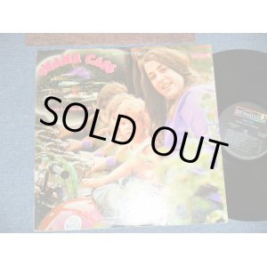 画像: MAMA CASS (ELLIOT) of MAMAS & PAPAS  - DREAM A LITTLE DREAM  ( 1st SOLO Album ) ( Ex+,Ex++/Ex+++)  / 1968 US AMERICA ORIGINAL 2nd press "Un-GLOSSY Label" "DS-50040 on Label" Used LP 