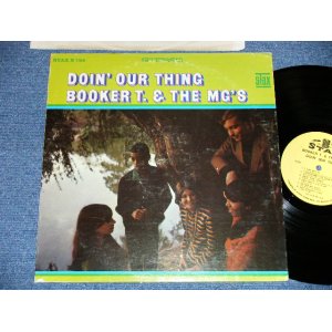 画像:   BOOKER T.& THE MG'S - DOIN' OUR THING ( Matrix # ST-STX 681223-1  / ST-STX 681224-1S ) ( Ex/Ex+++ :EDSP ) / 1968 US AMERICA  ORIGINAL  2nd Press "1841 BROADWAY CREDIT at Bottom Label" STEREO Used LP  