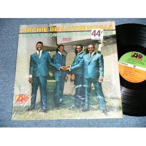 画像: ARCHIE BELL & The DRELLS - THERE'S GONNA BE A SHOWDOWN ( Ex+/Ex++ Looks:Ex+ Cut out ) /  1969 US AMERICA ORIGINAL "1841 BROADWAY Credit" Label  Used LP 