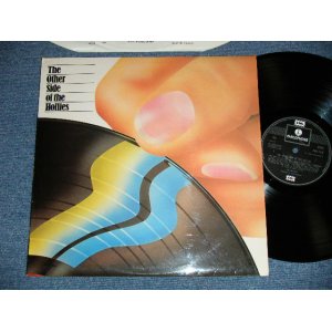 画像: THE HOLLIES - THE OTHER SIDE OF ( Ex+++/MINT-)  / 1978 UK ENGLAND ORIGINAL 1st Press Label "2 EMI & WHITE Parlophone" STEREO Used  LP 