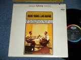 画像: MERLE TRAVIS & JOE MAPHIS - COUNTRY MUSIC'S TWO GUITARS GREATS ( Ex++/Ex+++) / 1964 US AMERICA  ORIGINAL "BLACK with RAINBOW CAPOITOL Logo on TOP  Label" STEREO  Used LP 