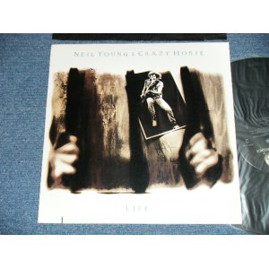 画像: NEIL YOUNG  & CRAZY HORSE- LIFE ( Ex++/MINT- Cut Out )  / 1987 US AMERICA ORIGINAL Used LP