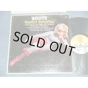 画像: NANCY SINATRA - BOOTS (VG++/Ex+++) / 1966 US AMERICA ORIGINAL "MULTI COLOR Label" MONO Used LP 