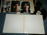 画像:  BEATLES  - THE BEATLES ( WHITE ALBUM ) ( A0540445) ( Matrix #  A) SWBO-1- 101-J46 11  B) SWBO-2- 101-J46 11  C) SWBO-3- 101-J48 #4   D) SWBO-2- 101-J44 11 "2  )  (INSERTS : 1xPoster + 3x Pin up's  )    )  ( Ex+/Ex+++ )  / 1968 US AMERICA ORIGINAL "2nd Press : A-6 :  The CONTINUING STORY of "BUNGALOW BILL"  Label  "  "APPLE  Label"  Used 2-LP 