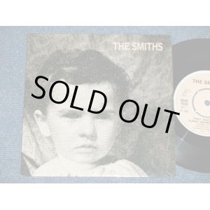 画像: THE SMITHS - THAT JOKE ISN'T FUNNY ANYMORE : MEAT IS MURDER  (MINT-/MINT- ) / 1985 UK ENGLAND ORIGINAL 7"Single With PICTURE SLEEVE 