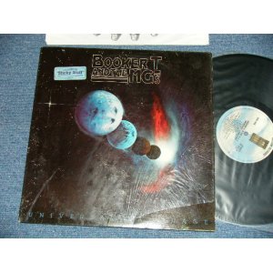 画像: BOOKER T AND THE MG's - UNIVERSAL LANGUAGE (Matrix #  A) 7E-1093 A-1 CSM  /B) 7E-1093 B-1 CSM ) (Ex+++/MINT-) / 1977 US AMERICA ORIGINAL Used LP 