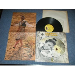 画像: CARLA THOMAS -  LOVE MEANS (Matrix # A) SS-0293  K-4770 /B)  SS-0294  K-4771) (Ex+++/MINT- EDSP)/ 1971 US AMERICA ORIGINAL 1st  Press "YELLOW  Label" STEREO  Used LP 