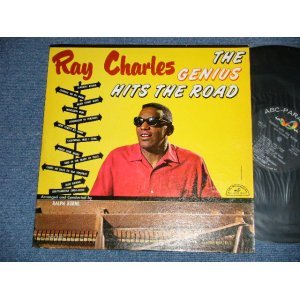 画像: RAY CHARLES -  THE GENIUS HITS THE ROAD  (Ex++. Ex/Ex++)  / 1960 US AMERICA ORIGINAL  MONO Used LP 