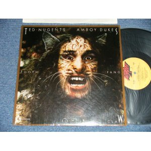 画像: TED NUGENT'S AMBOY DUKES  -  TOOTH, FANG & CLAW TOM  (Matrix #  A) DS 2203 31801-1-1-W-1  United CJ  B) DS 2203  LW-2 CJ )  (MINT-/MINT-) / 1974 US AMERICA ORIGINAL Used LP