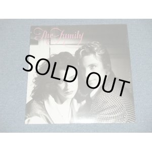 画像: THE FAMILY (PRINCE) - THE FAMILY (SEALED Cut Out) / 1985 US AMERICA ORIGINAL "BRAND NEW SEALED" LP 