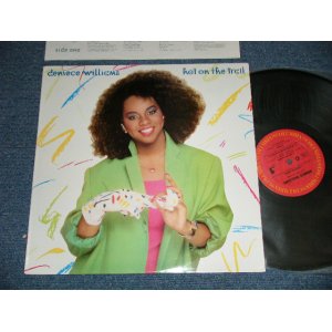 画像: DENIECE WILLIAMS - HOT ON THE TRAIL(Ex+++/MINT-) / 1985 US AMERICA ORIGINAL Used LP   