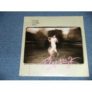 画像: PRISCILLA COOLIDGE-JONES - FLYING (SEALED) / 1979 US AMERICA ORIGINAL "BRAND NEW SEALED"  LP 