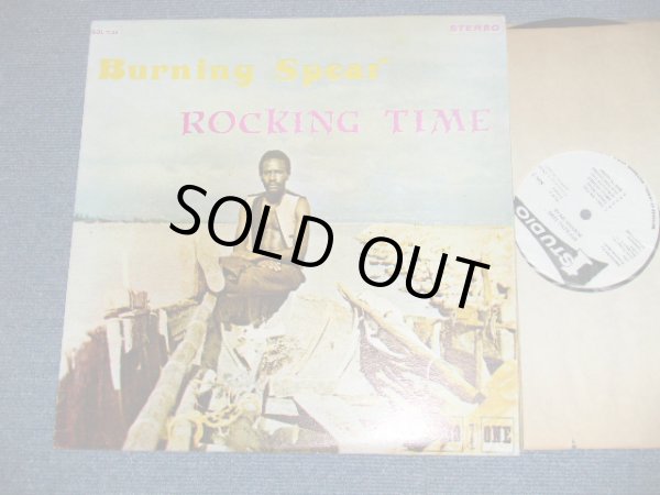 画像1: BURNING SPEAR - ROCKING TIME  ( Ex+++/MINT-)  / JAMAICA Used LP 