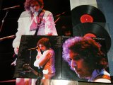 画像: BOB DYLAN - AT BUDOKAN (with POSTER ) (Matrix #   A)AL 36068-2L   B) BL 36068-2D   C) AL 36069-2D   D) BL 36069-2C )  (Ex++/MINT-)  / 1979 US AMERICA ORIGINAL Used 2LP