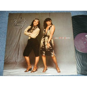 画像: A TASTE OF HONEY -  LADIES OF THE EIGHTIES  (Ex++/Ex+++ Looks:MINT-) / 1982 US AMERICA ORIGINAL Used LP   