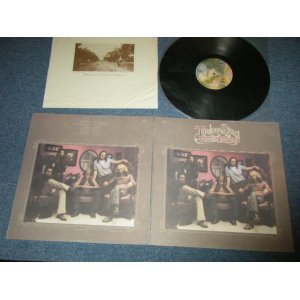 画像: DOOBIE BROTHERS  -  TOULOUSE STREET ( Matrix #  A) BS 2634  40218-1-1  W-1    B) BS 2634  40219-1-2  W-1  ) (Ex+++/MINT-  BB ) / 1974 Version US AMERICA  2ndt Press "BURBANK STREET Label" Used LP 