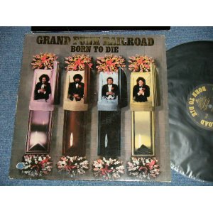 画像: GFR GRAND FUNK RAILROAD - BORN TO DIE ( Matrix # A) ST-1-11482 Z-5  B) ST-2-11482 Z-5)  ( Ex+/MINT-  BB for PROMO) / 1975 US AMERICA ORIGINAL "PROMO" Used LP 