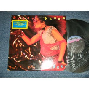 画像: BOBBY BROOM - LIVIN' FOR THE BEAT ( Ex++/MINT-  Cut Out )   / 1984 US AMERICA ORIGINAL  Used  LP 