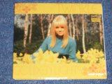 画像: TWINKLE - GOLDEN LIGHTS-SPECIAL EDITION (MINT-/MINT)  / 2001 UK ENGLAND ORIGINAL Used CD