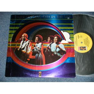 画像: The STAPLE SINGERS - CITY IN THE SKY (Ex+/Ex+++ BB ) / 1974 US AMERICA  ORIGINAL  "YELLOW  Label"  Used LP 