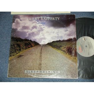 画像: GERRY RAFFERTY - SLEEPWALKING (Ex/MINT- ) /  1982 US AMERICA  ORIGINAL Used  LP 