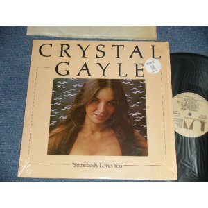 画像: CRYSTAL GAYLE - SOMEBODY LOVES YOU (MINT-/MINT- )  / 1975  US AMERICA ORIGINAL Used LP 