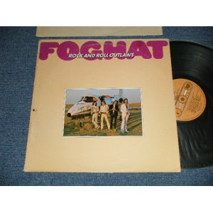 画像: FOGHAT  - ROCK AND ROLL OUTLAWS  (Ex+/Ex+++ EDSP) / 1974 US AMERICA ORIGINAL Used LP